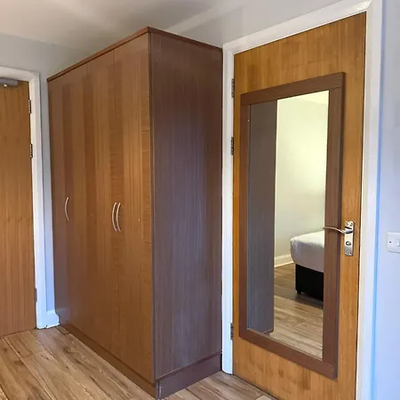 Two Bedroom Cork Road * קיל איירן